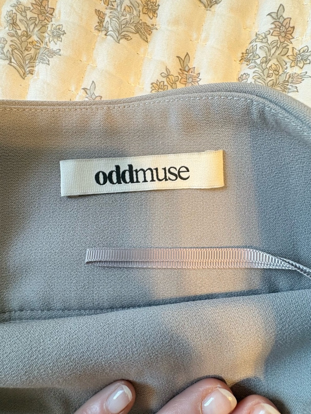 “OddMuse London Tailored High Waist Shorts Gray Taupe Size Large” - Picture 3 of 8